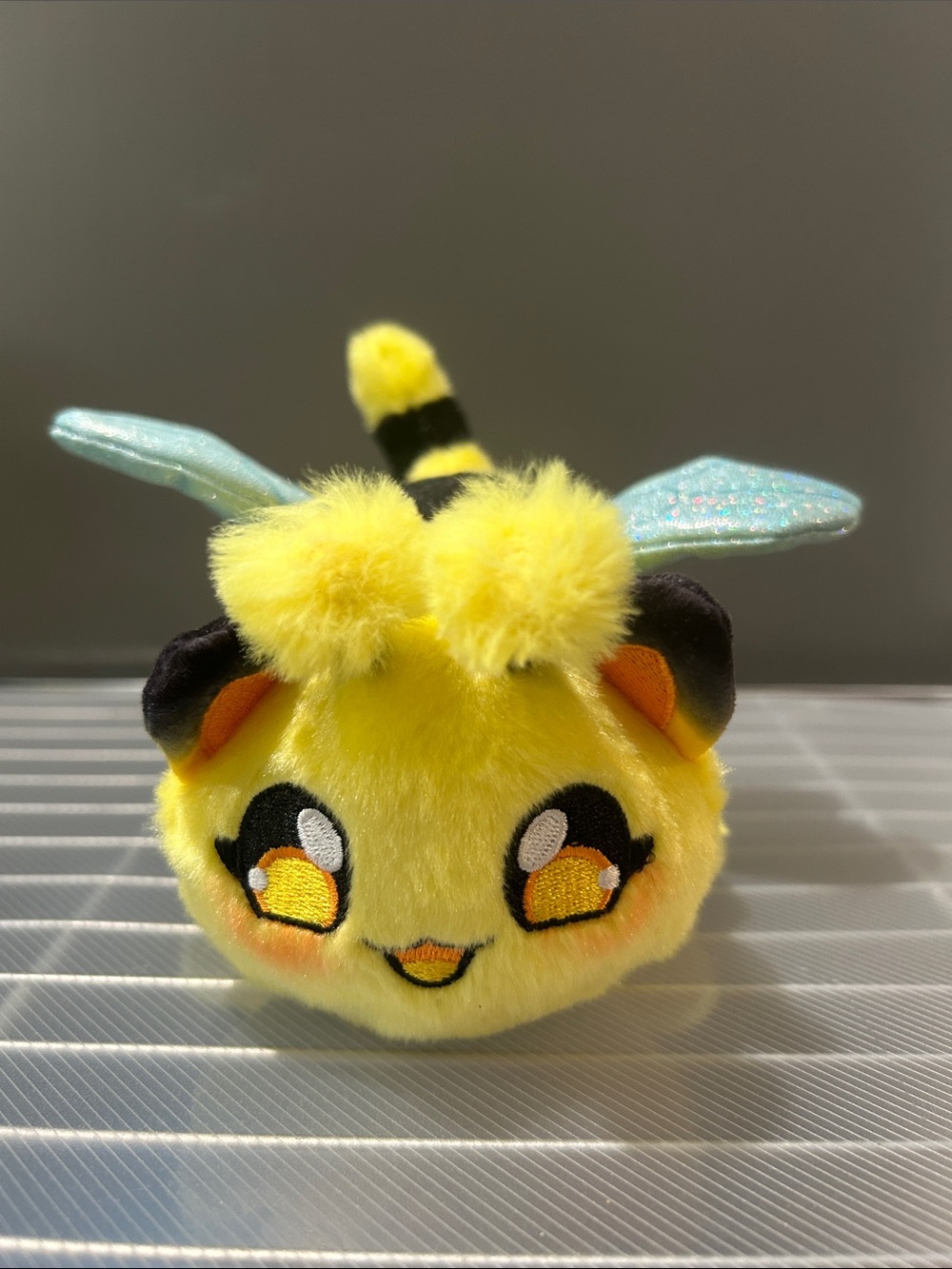 Aphmau Bee Mama Bee and Baby Bee set - Picture 8 of 14